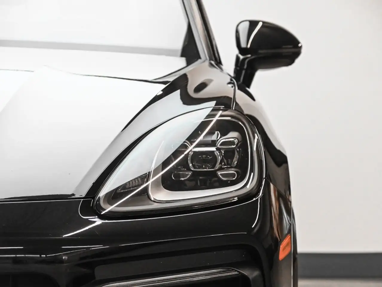Porsche Cayenne - Image 8