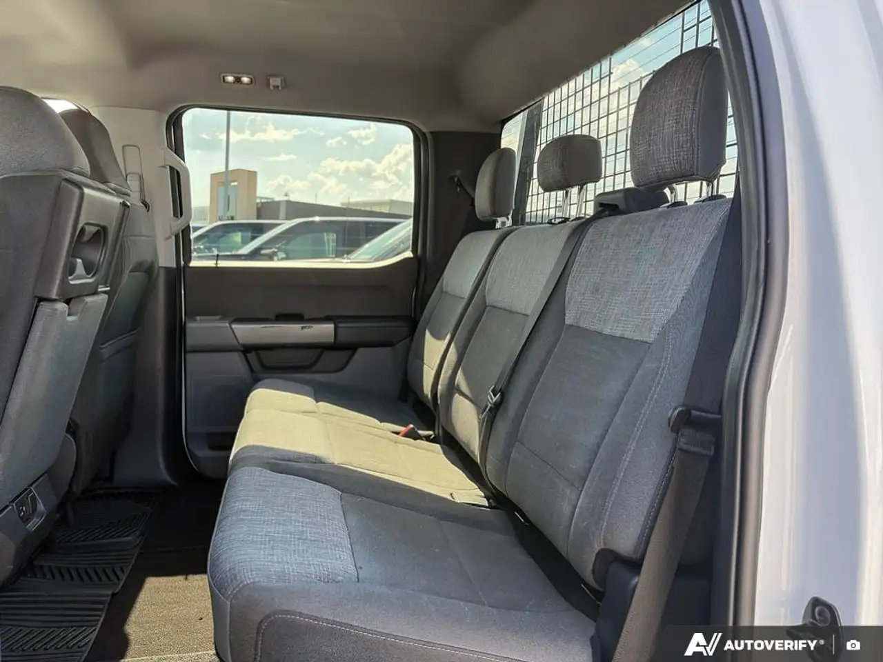 Ford F-150 - Image 23