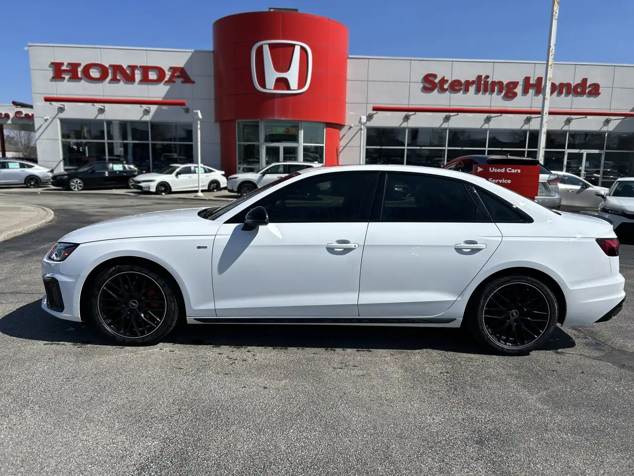 Audi A4 - Image 10