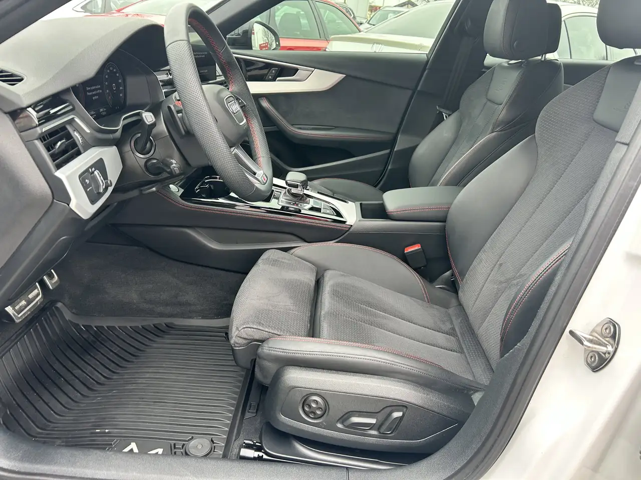 Audi A4 - Image 12