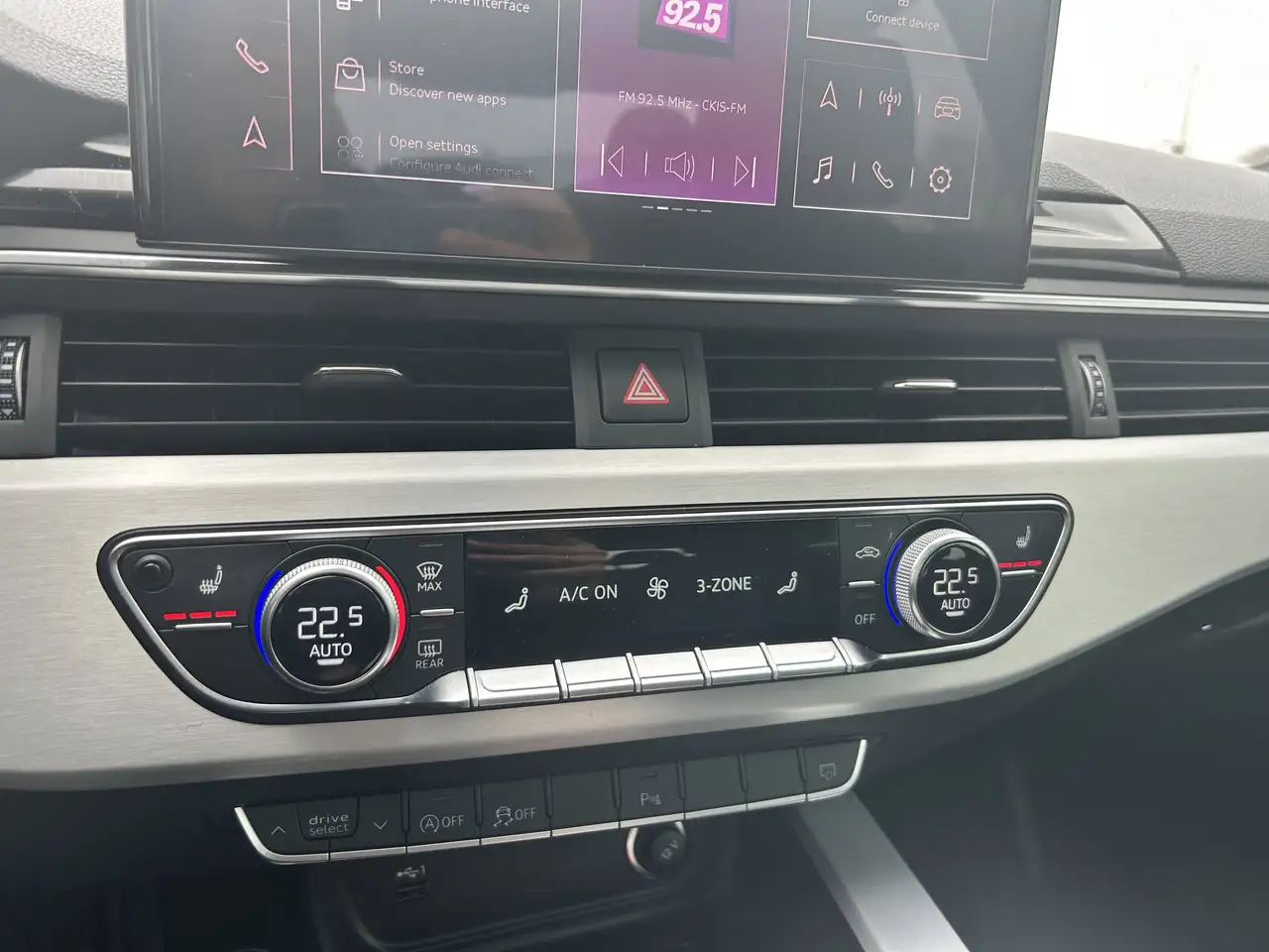 Audi A4 - Image 25