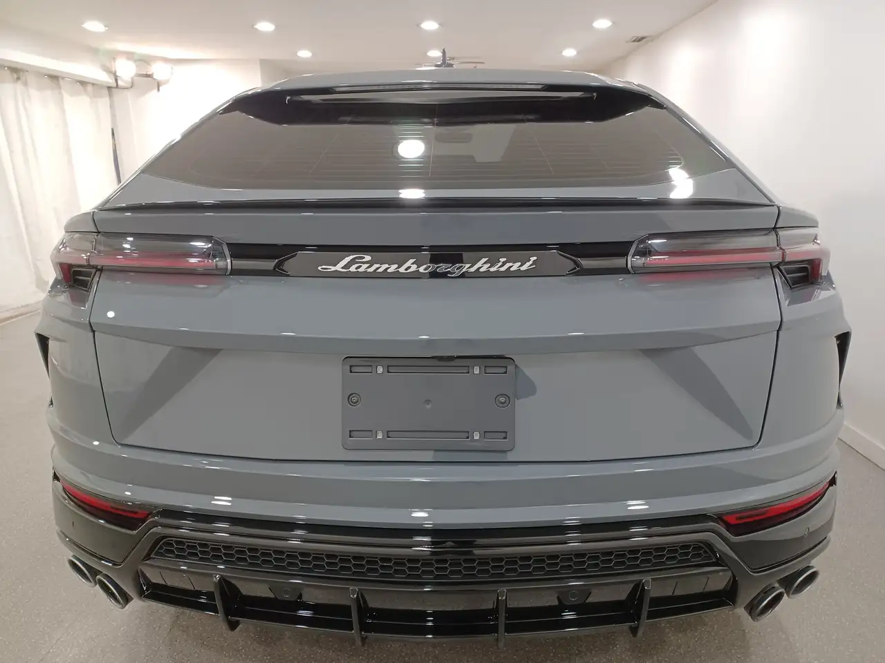 Lamborghini Urus - Image 26