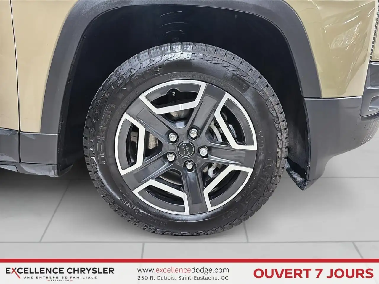 Jeep Cherokee - Image 7