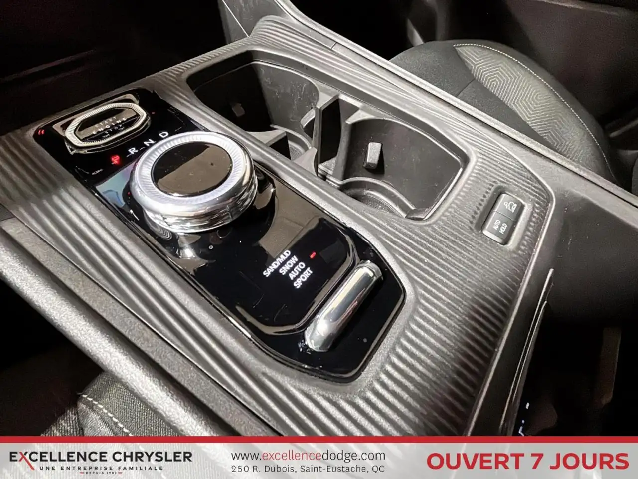 Jeep Cherokee - Image 18