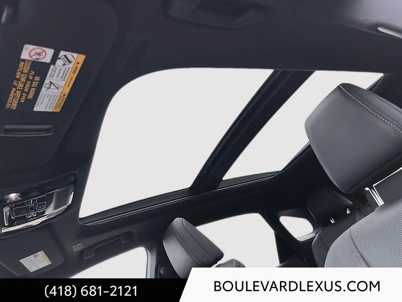 Lexus RX - Image 11