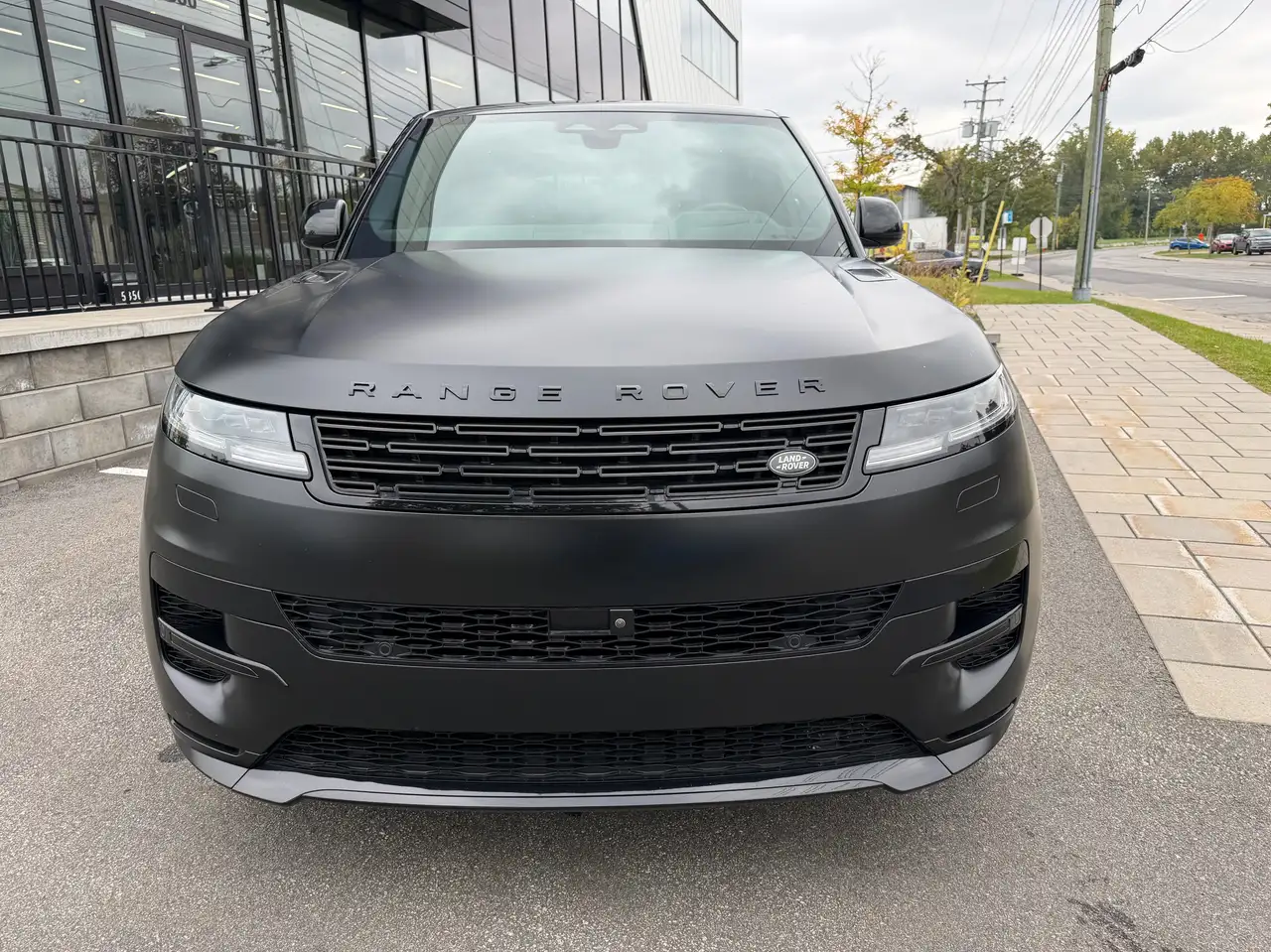 Land Rover Range Rover Sport - Image 2