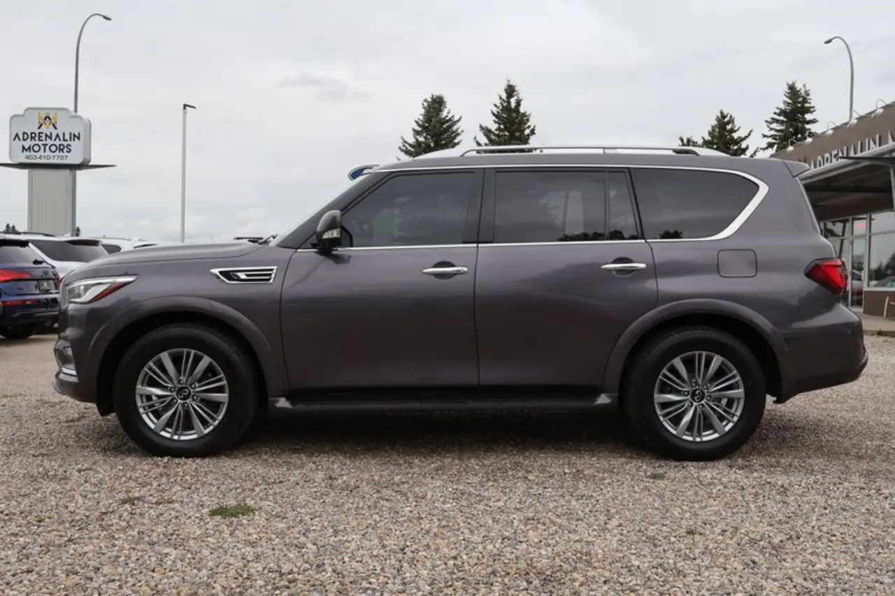 Infiniti QX80 - Image 2