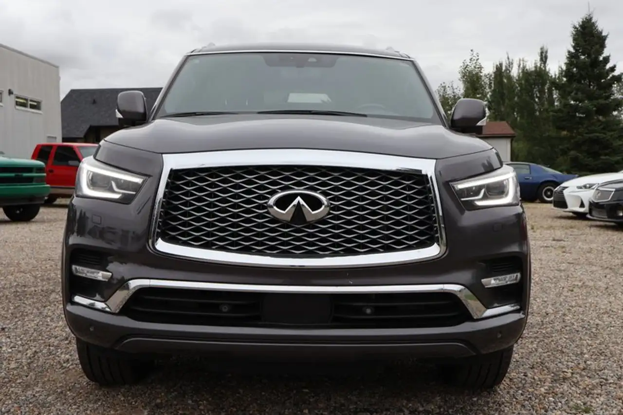 Infiniti QX80 - Image 8