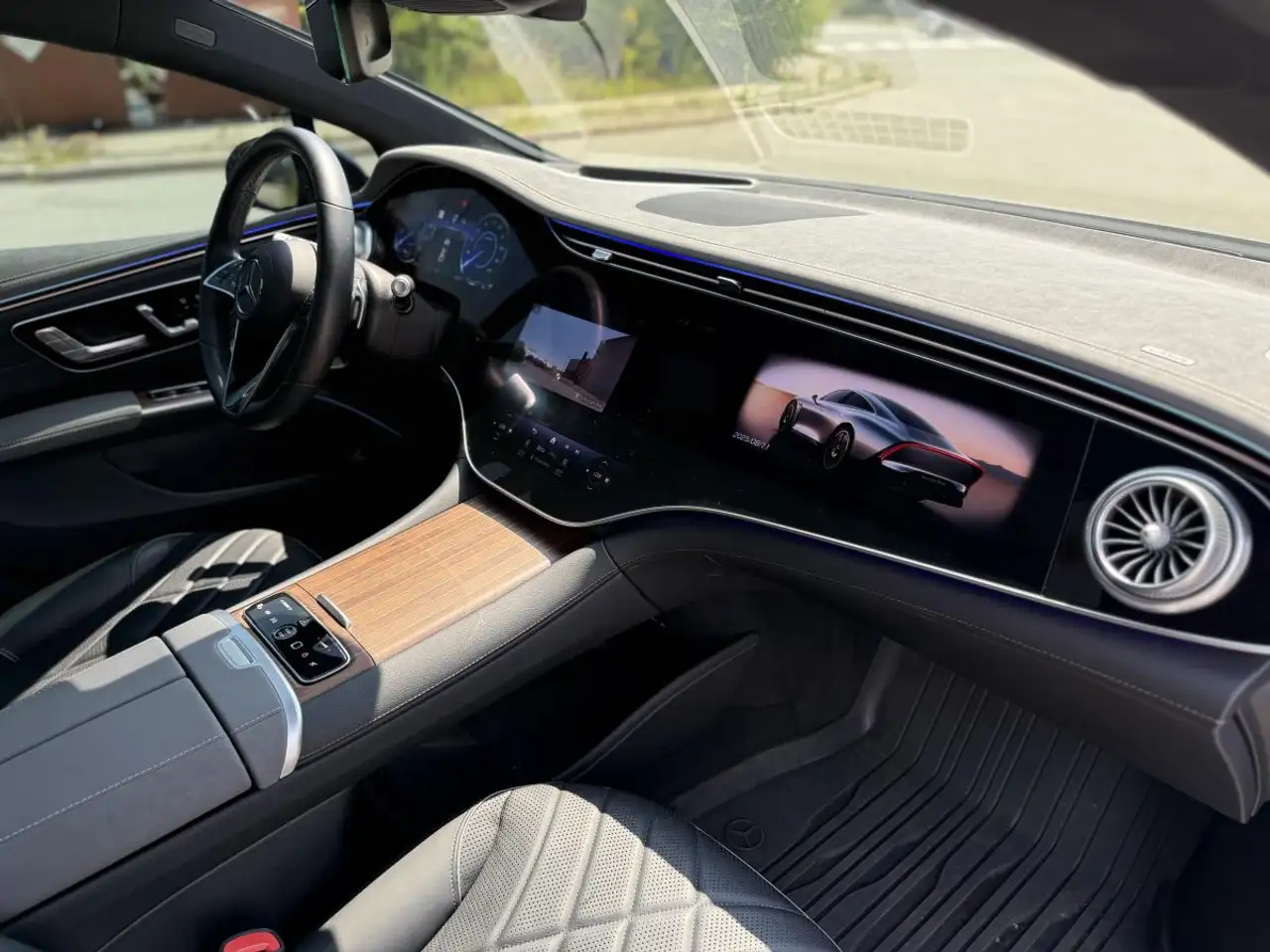 Mercedes-Benz EQS - Image 9