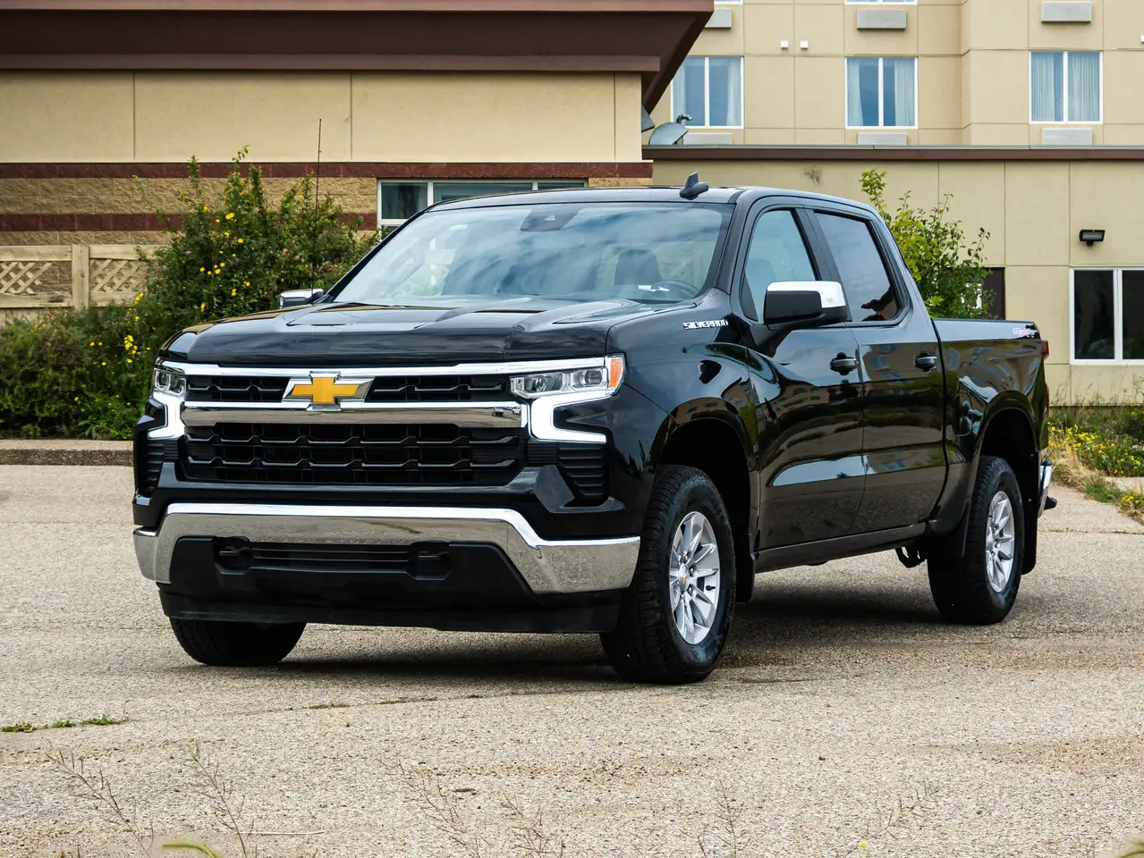 Chevrolet Silverado 1500 - Image 4