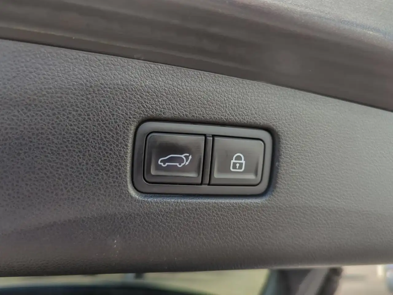 Genesis GV70 - Image 31