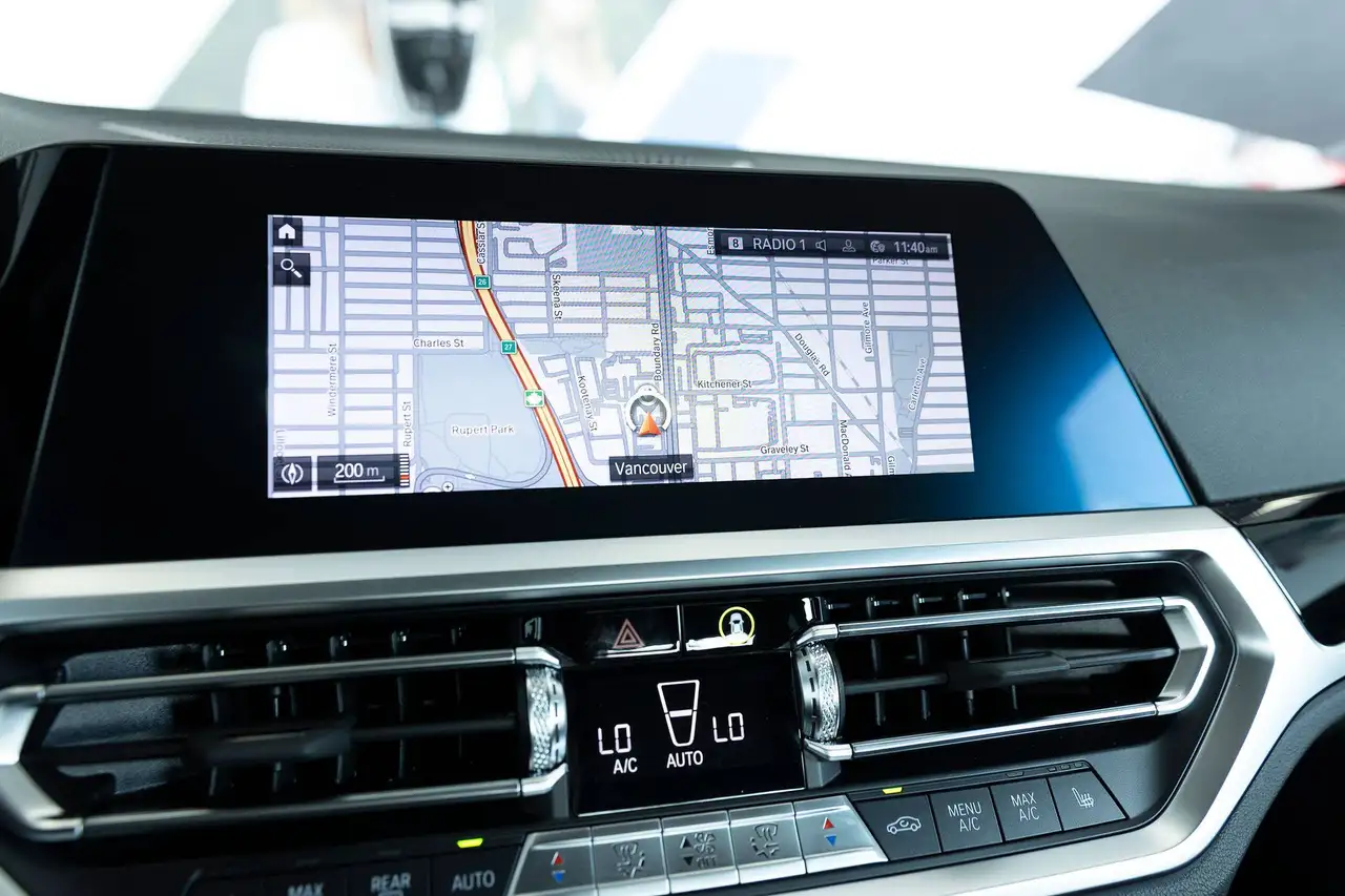BMW 4 Series - Image 21
