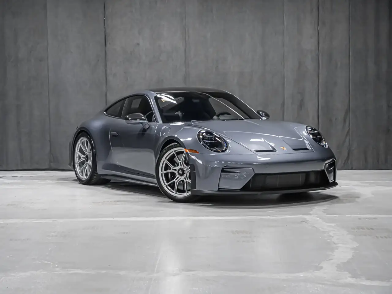 Porsche 911 - Image 2