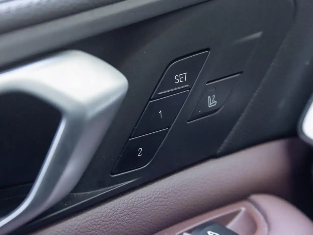 BMW X5 - Image 13