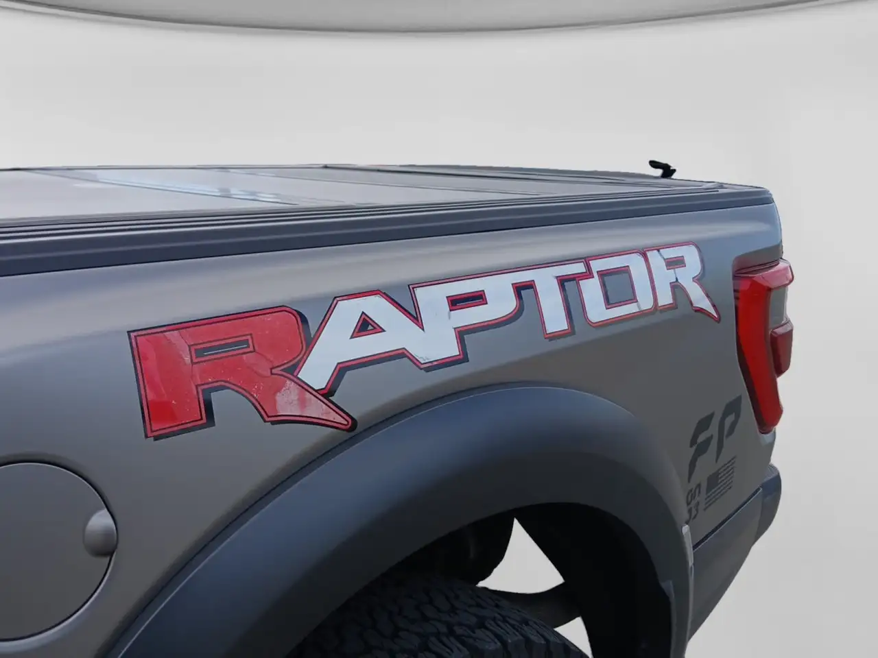 Ford F-150 - Image 11