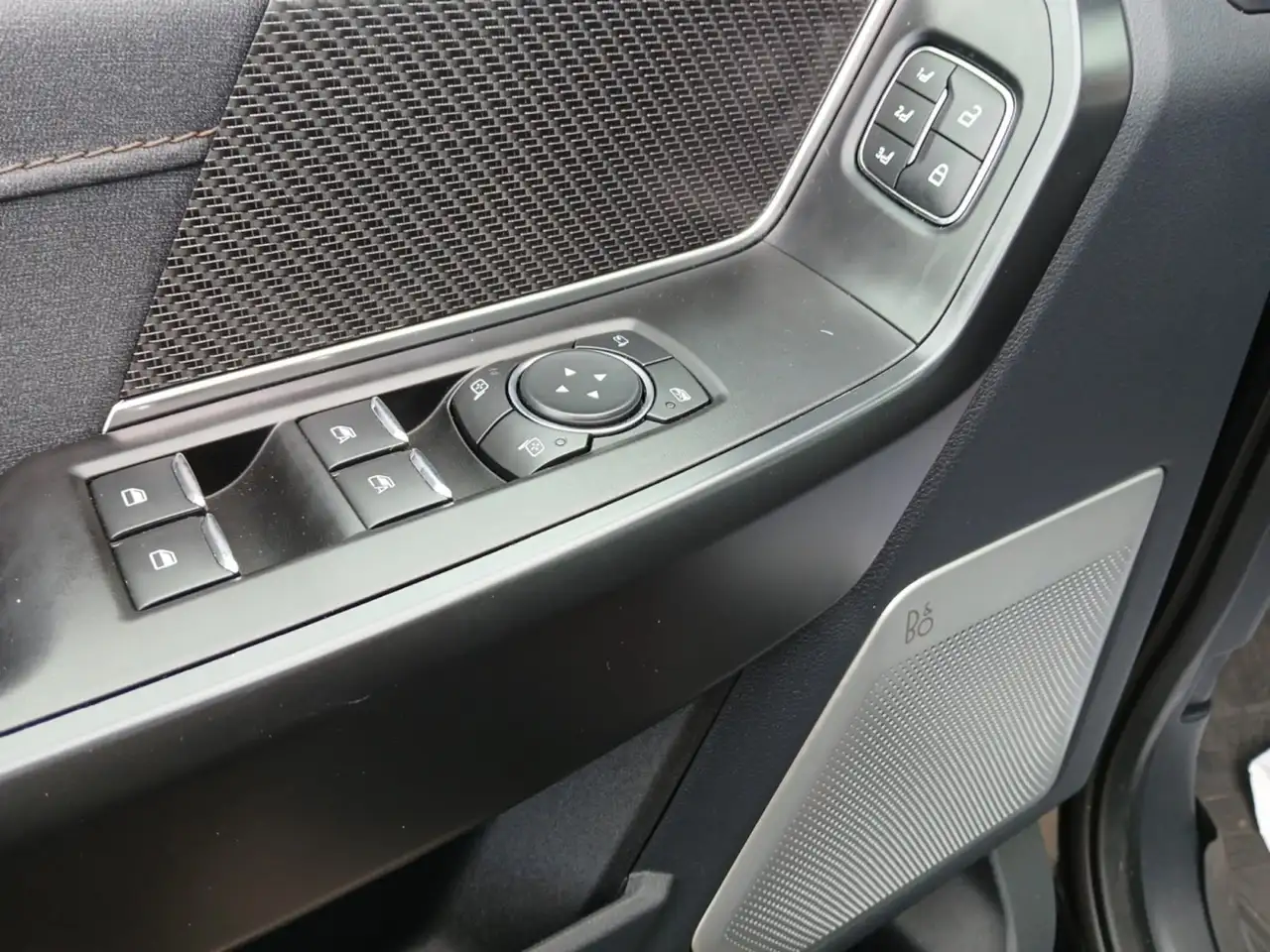Ford F-150 - Image 12