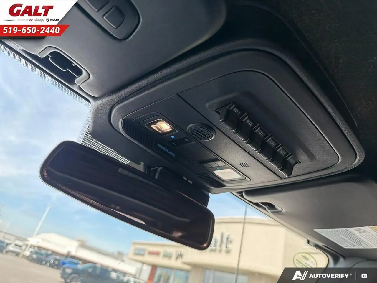 Ford Bronco - Image 20