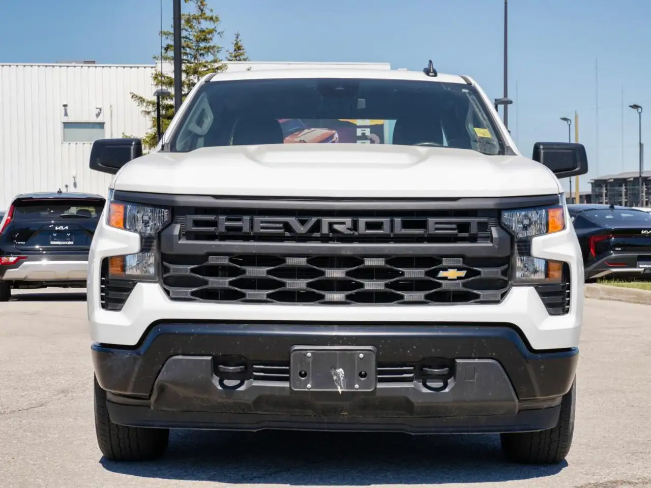 Chevrolet Silverado 1500 - Image 2