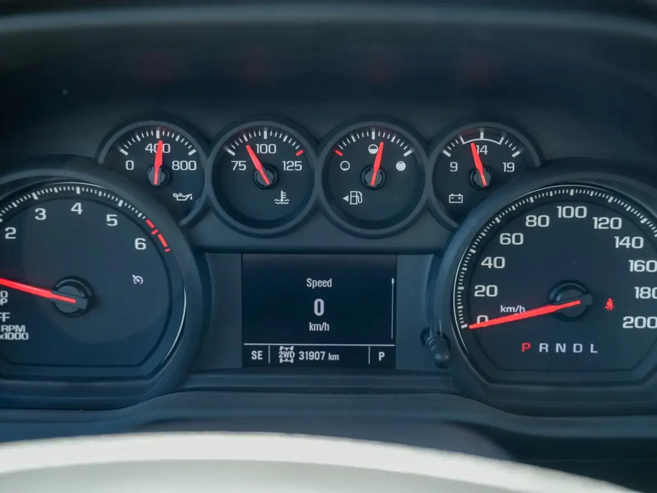 Chevrolet Silverado 1500 - Image 17