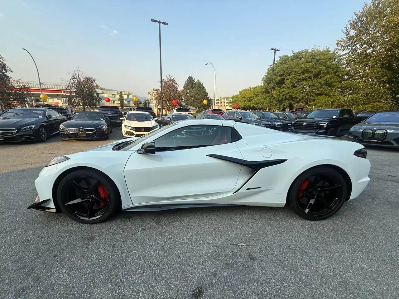 Chevrolet Corvette - Image 22