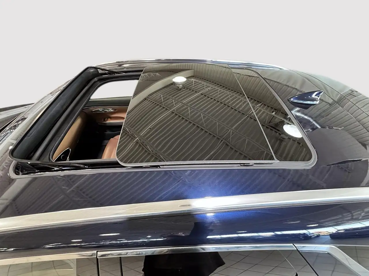 Genesis GV70 - Image 3