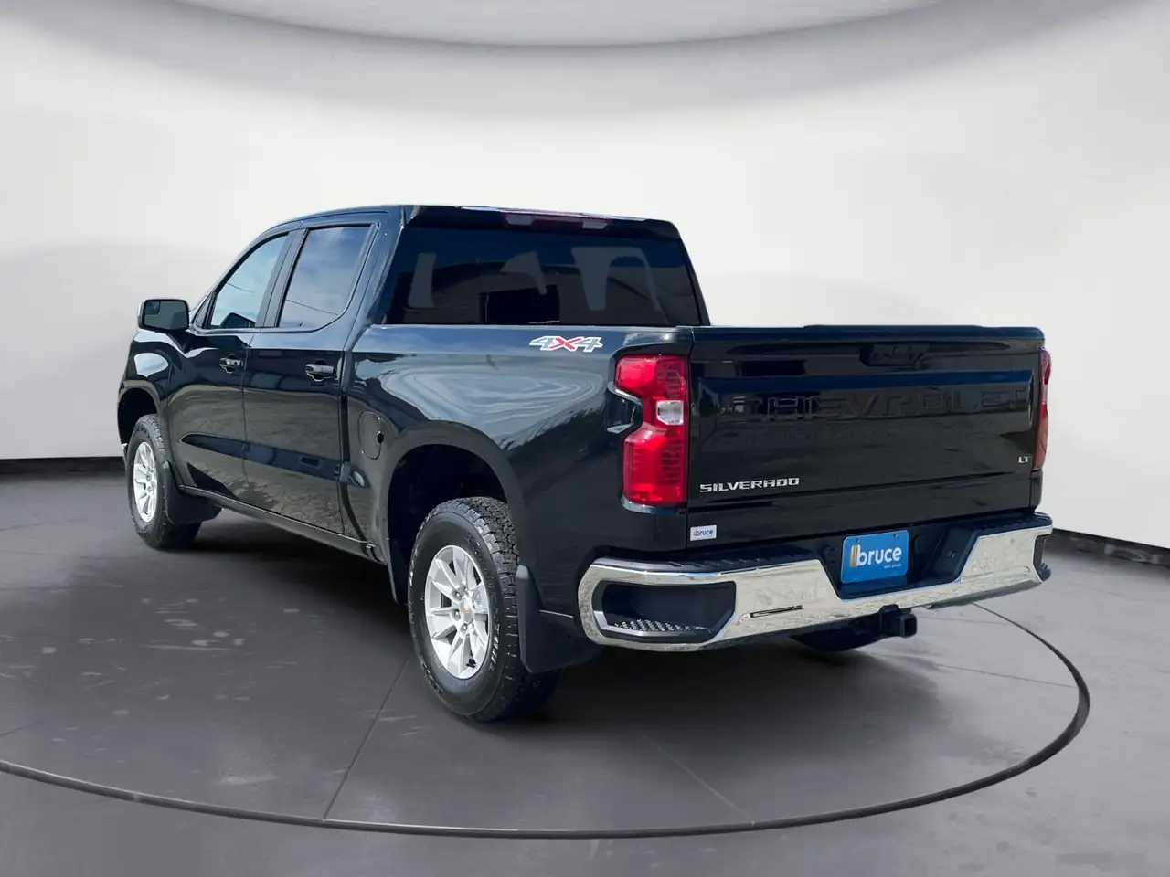 Chevrolet Silverado 1500 - Image 3