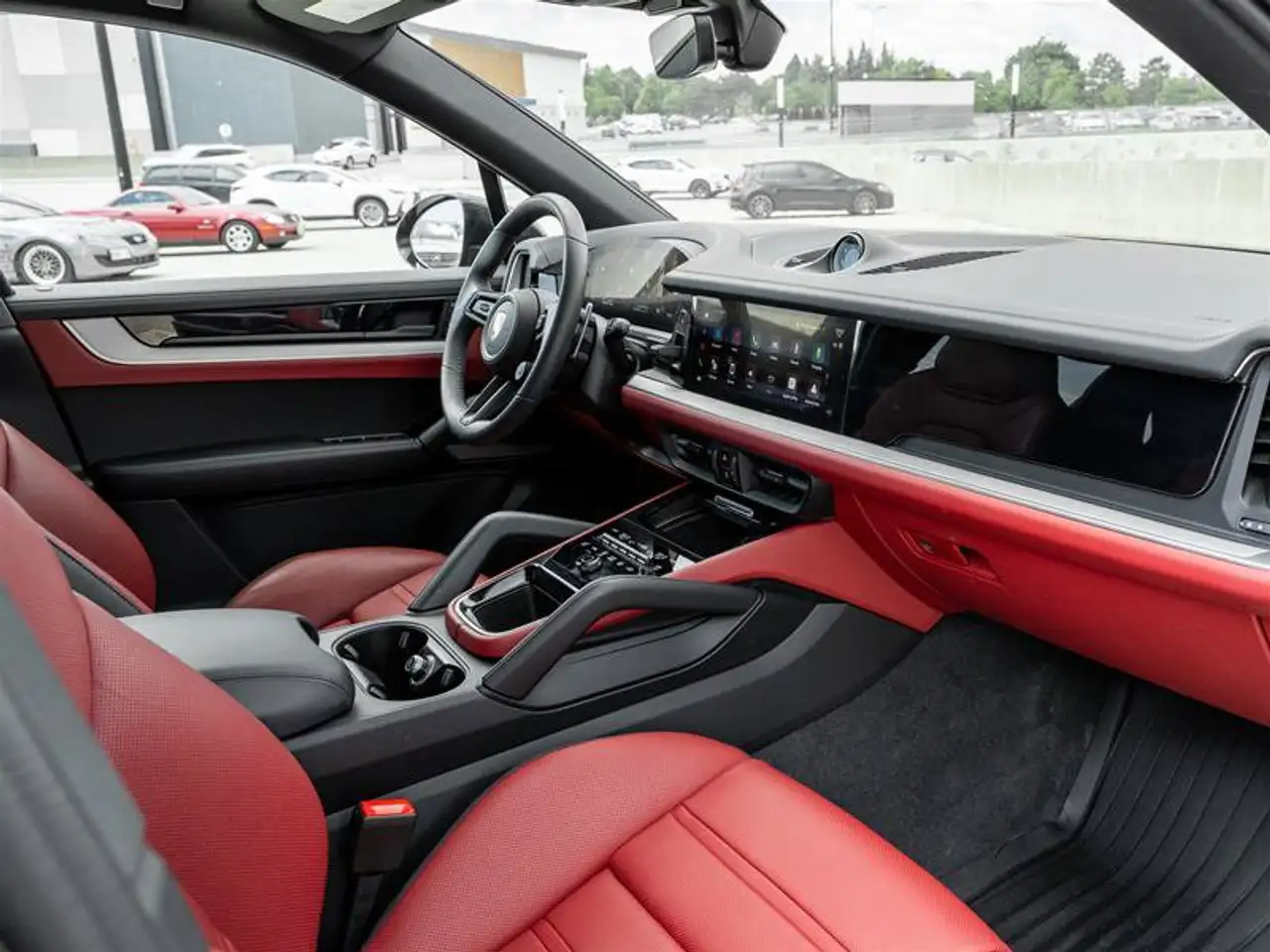 Porsche Cayenne - Image 35
