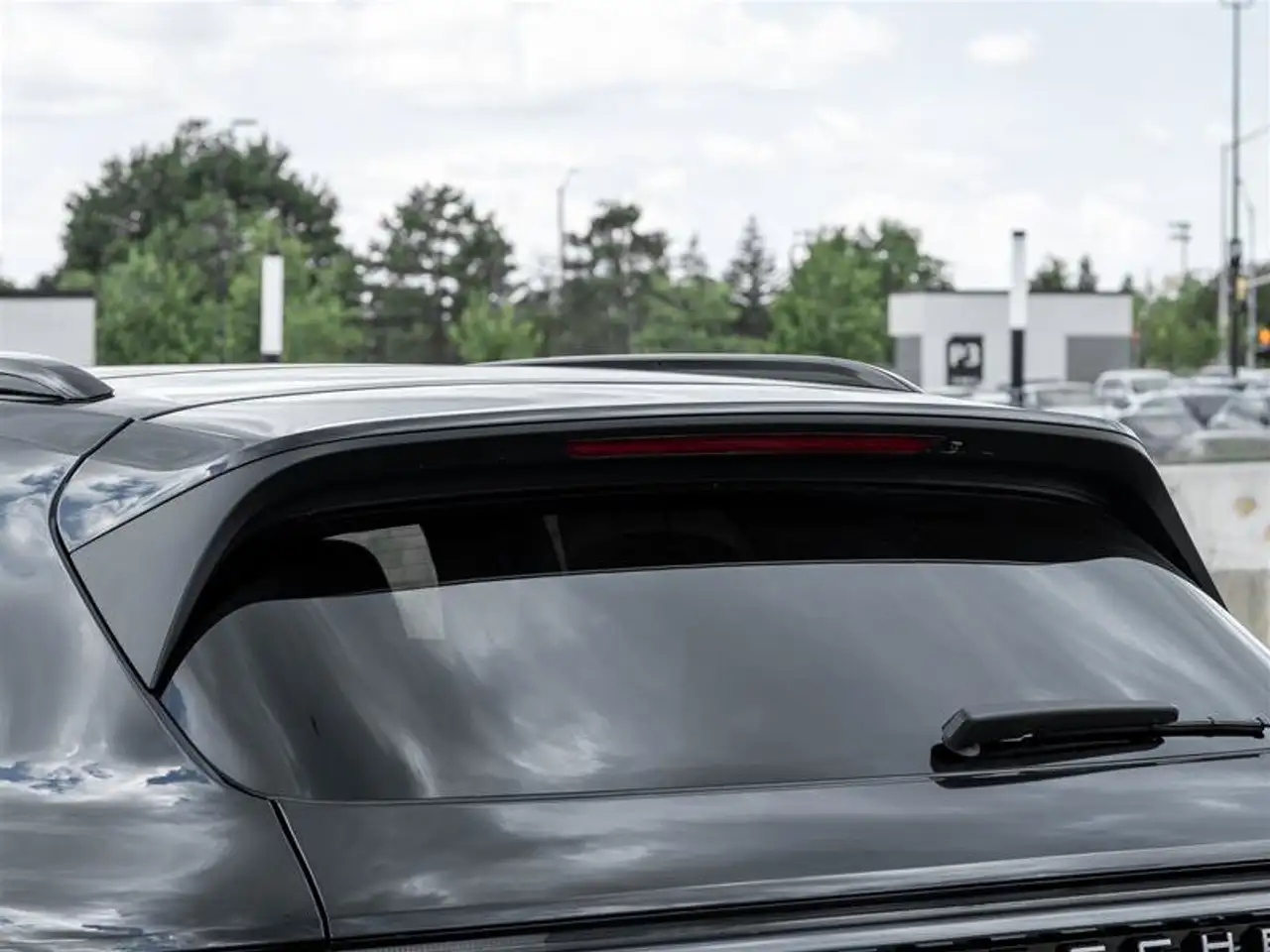 Porsche Cayenne - Image 7