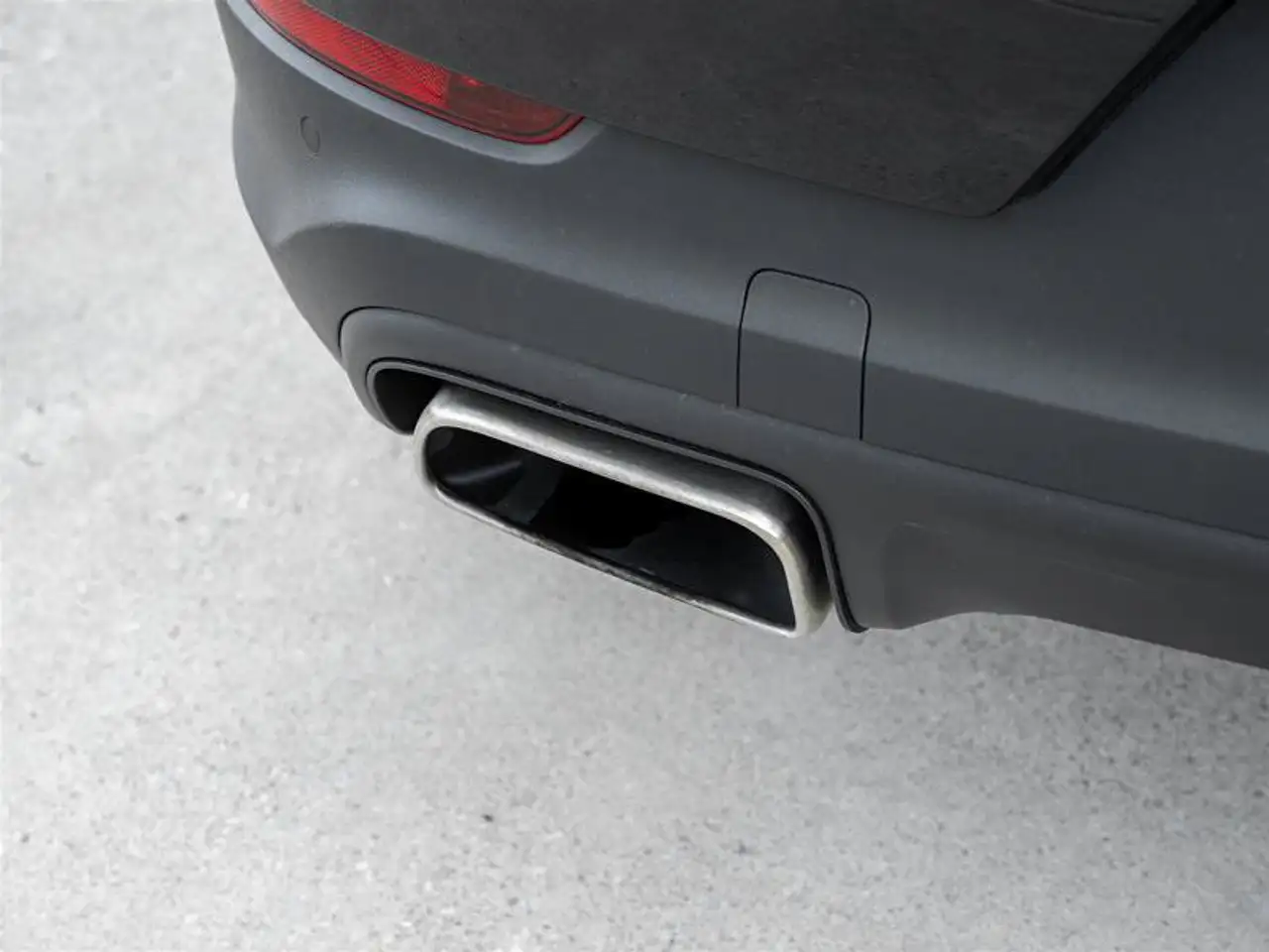 Porsche Cayenne - Image 9