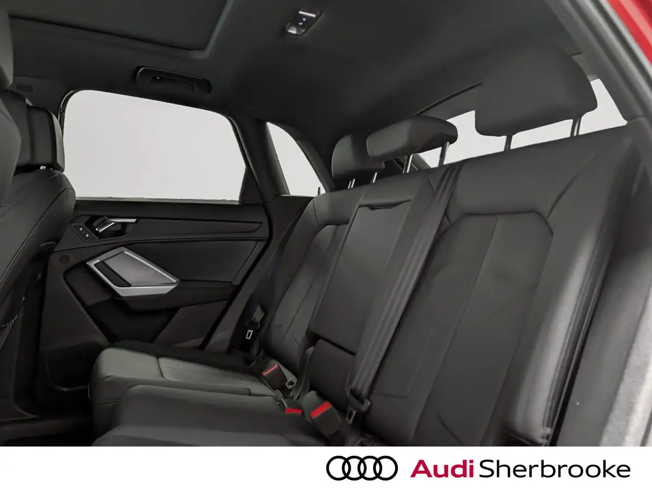 Audi Q3 - Image 10