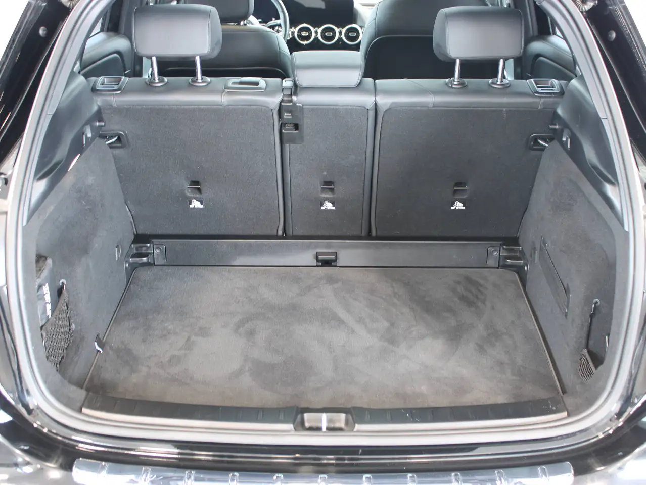 Mercedes-Benz GLA - Image 27