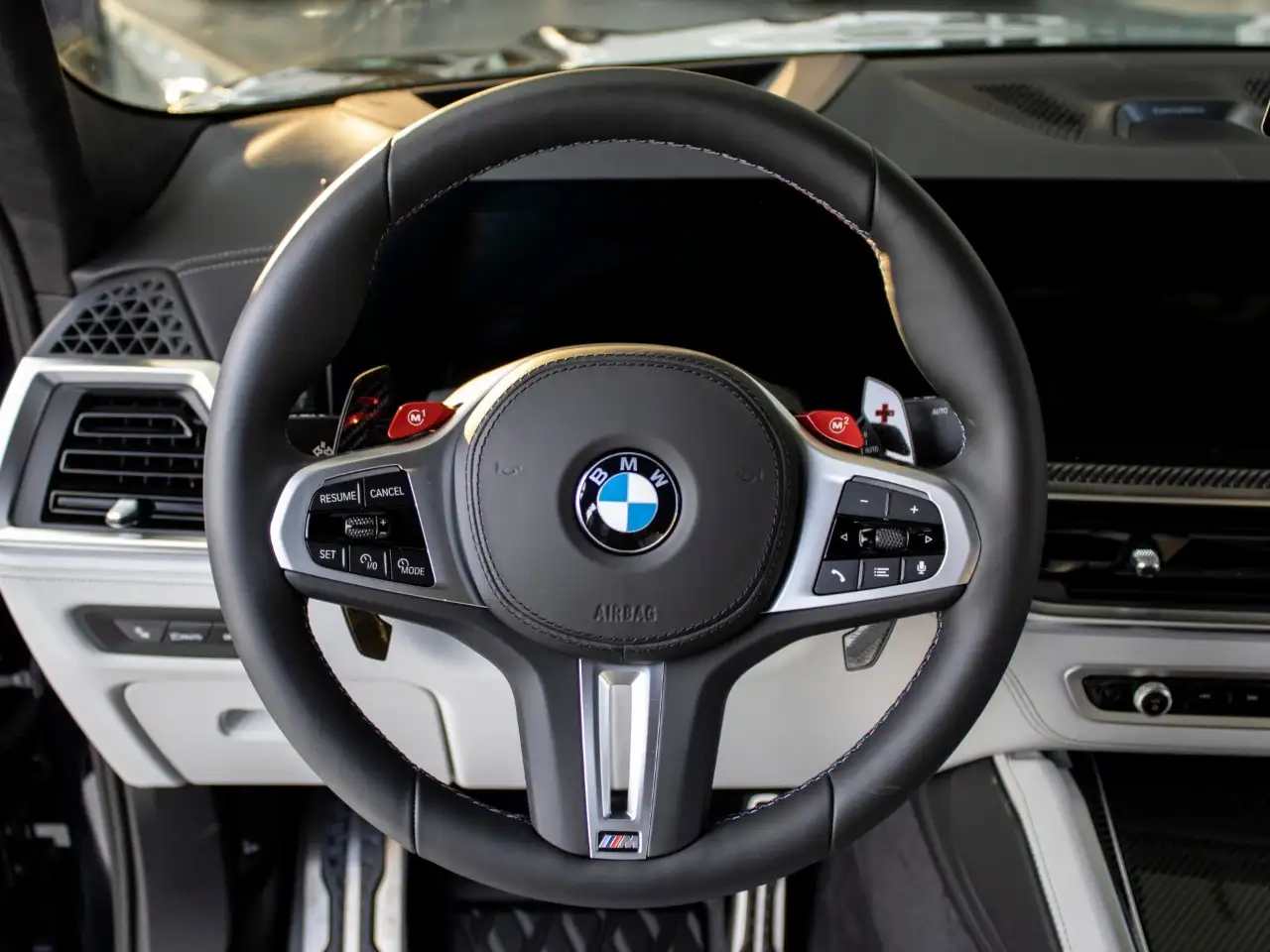 BMW X6 M - Image 11