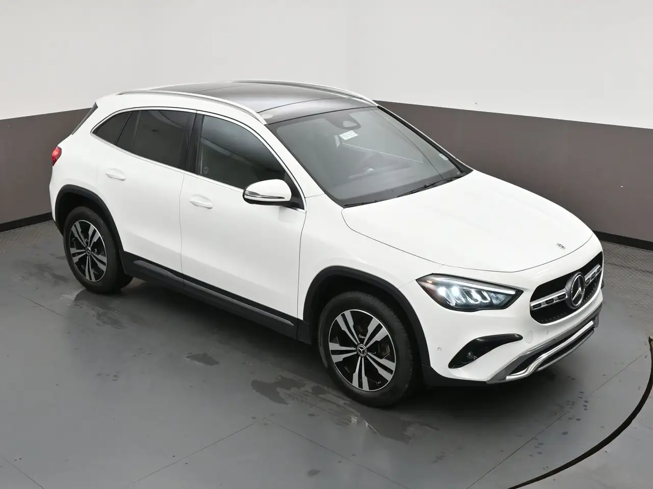 Mercedes-Benz GLA - Image 46