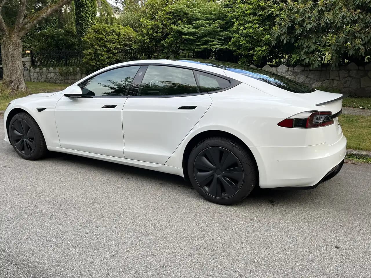 Tesla Model S - Image 3