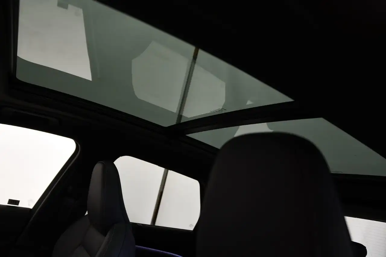 Audi SQ5 - Image 18
