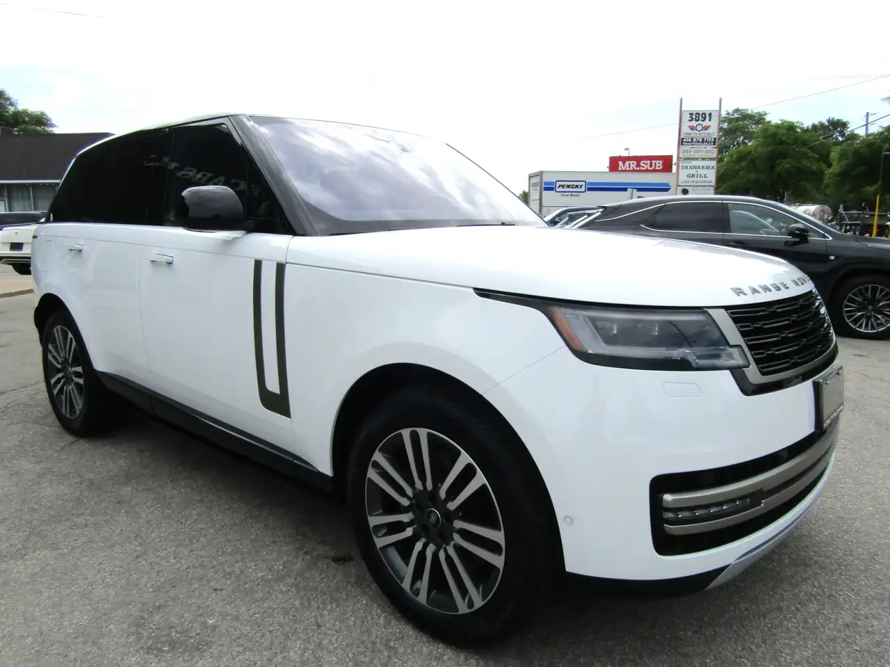 Land Rover Range Rover - Image 9