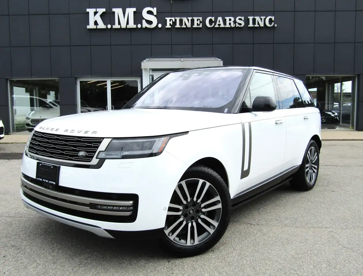 Land Rover Range Rover - Image 1