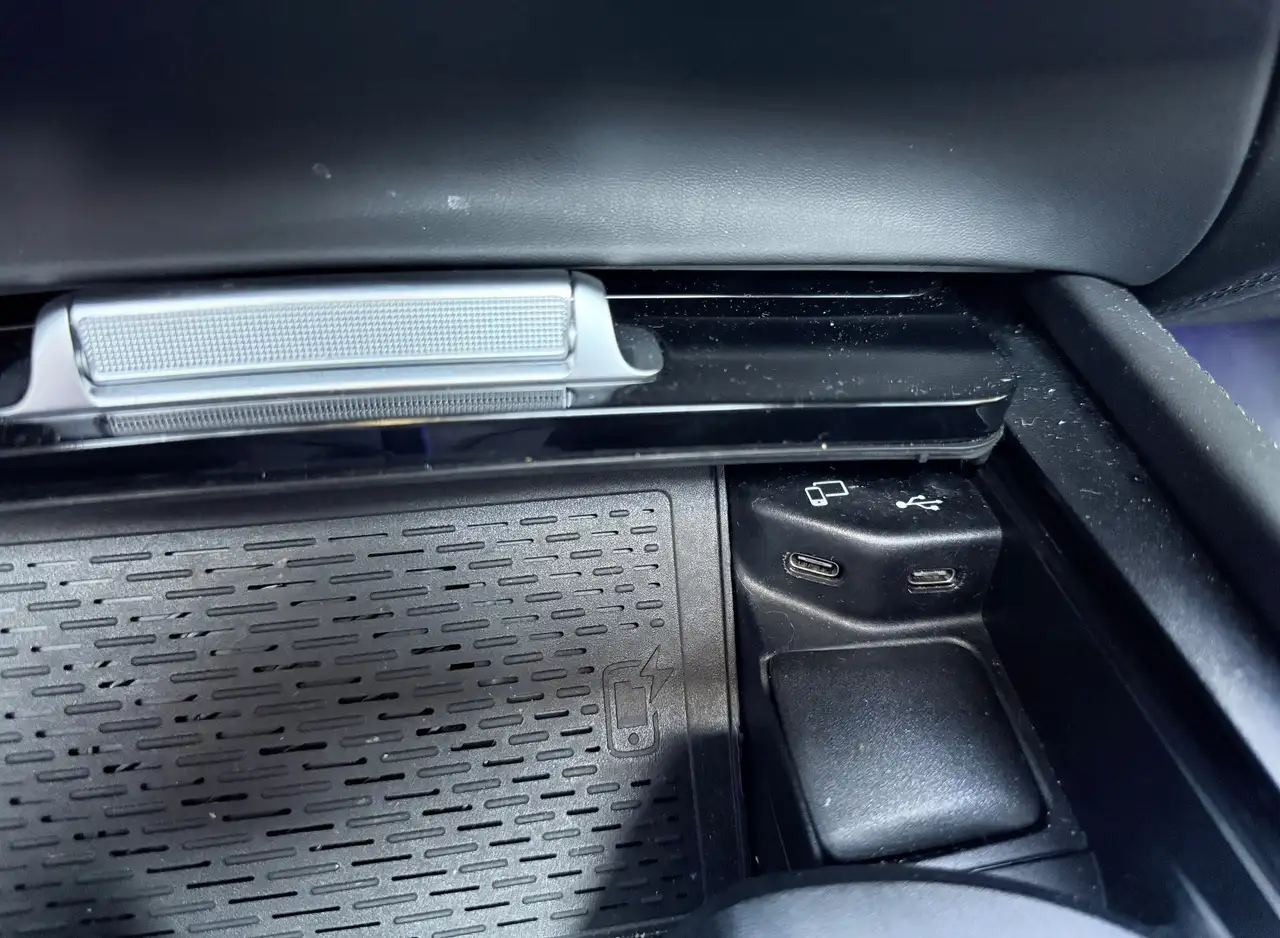 Mercedes-Benz GLE - Image 42
