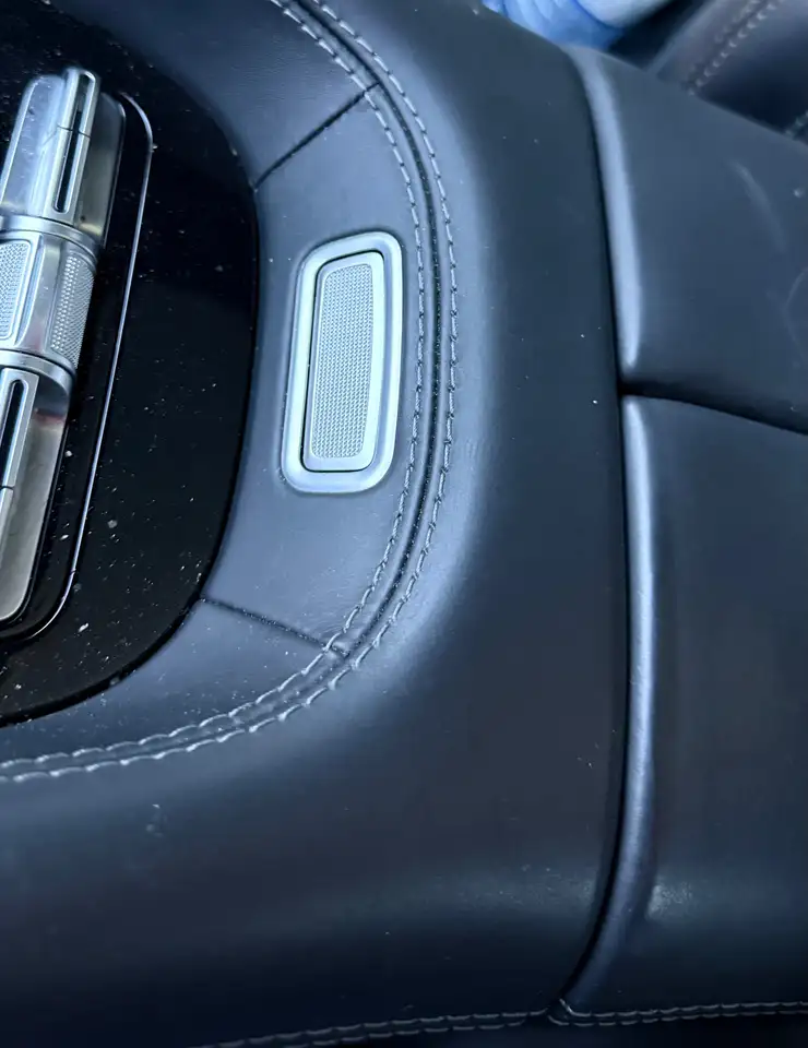 Mercedes-Benz GLE - Image 48