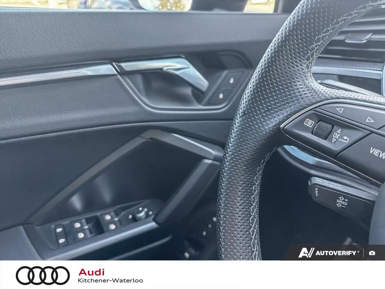 Audi Q3 - Image 14