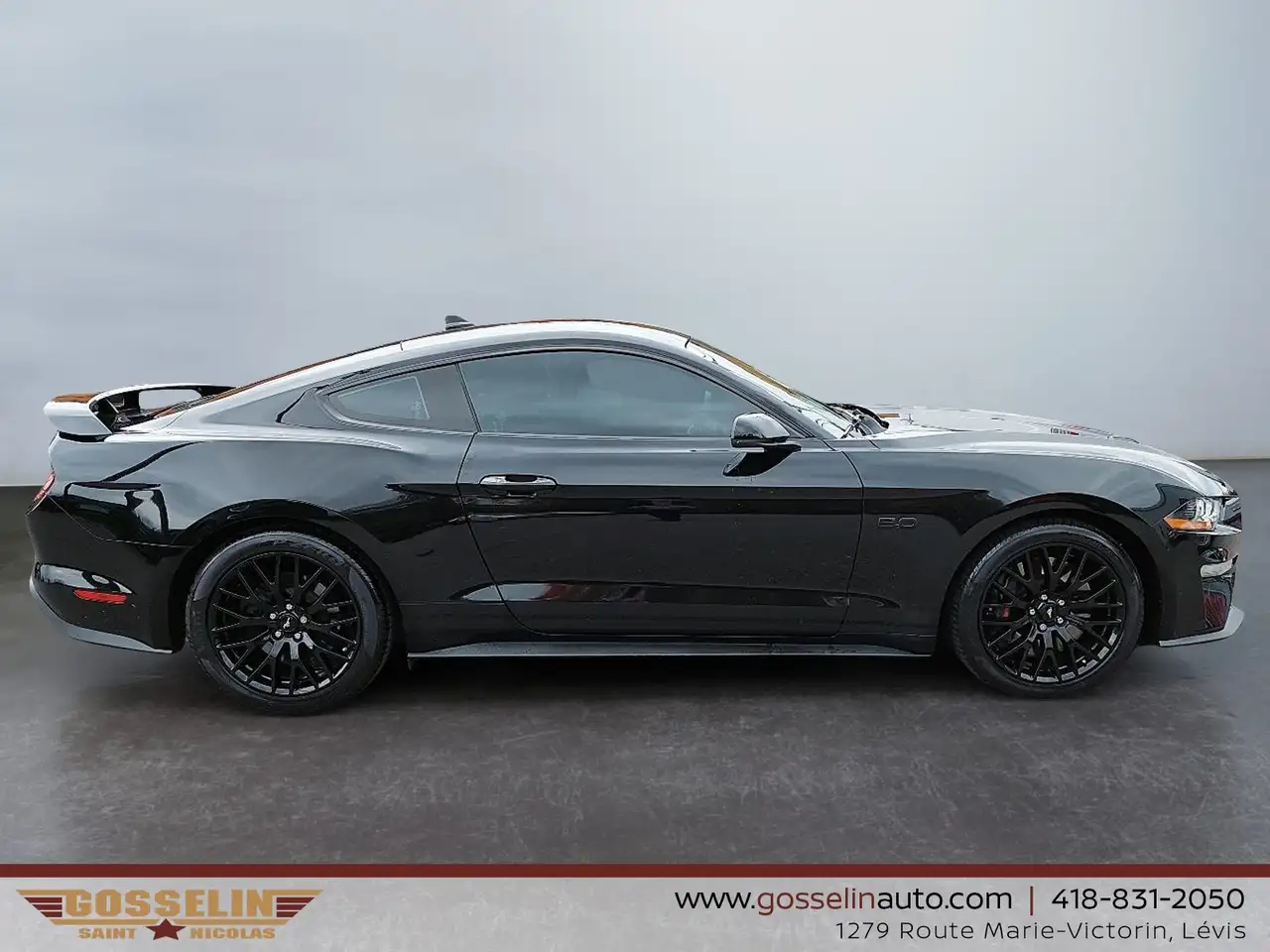 Ford Mustang - Image 4