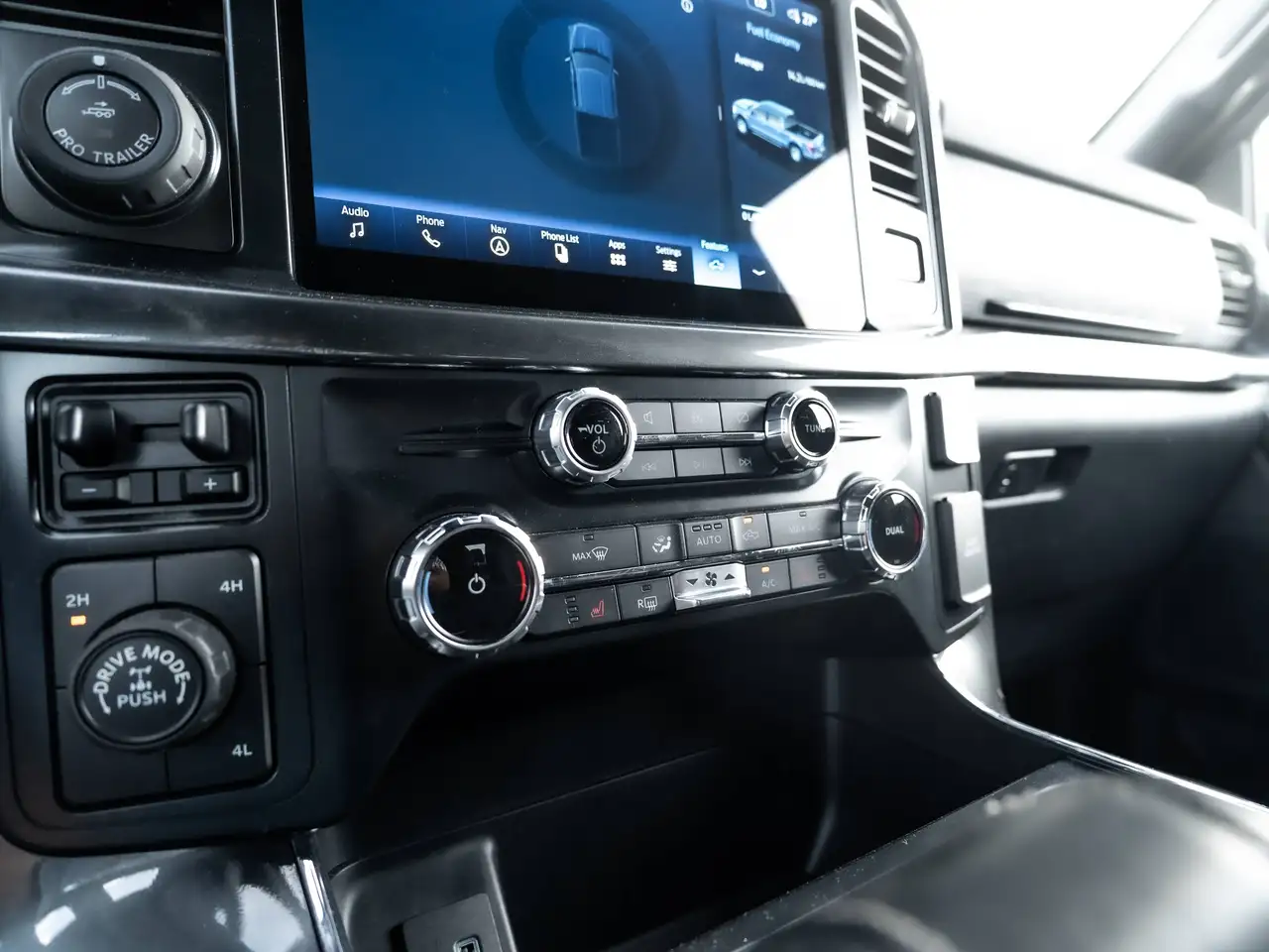 Ford F-150 - Image 19