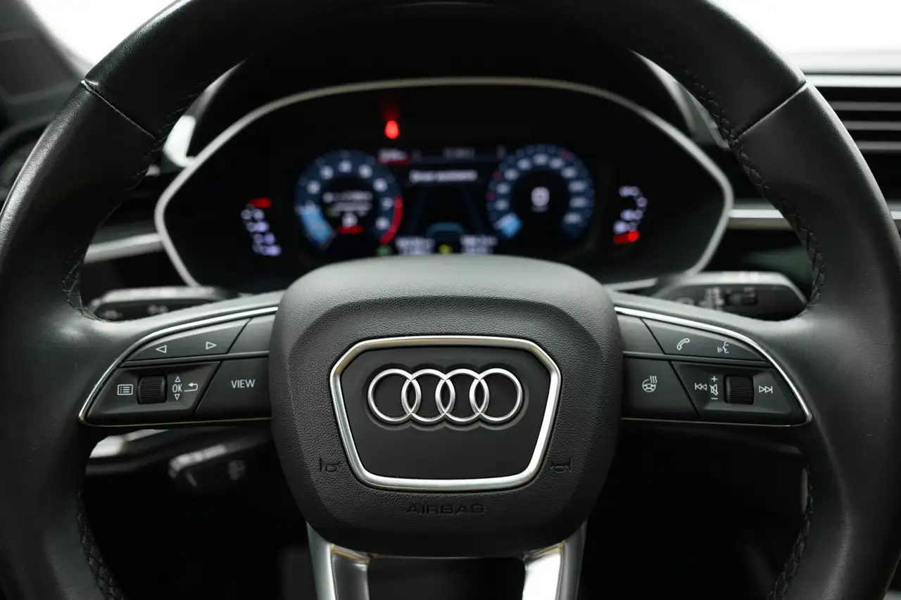 Audi Q3 - Image 18