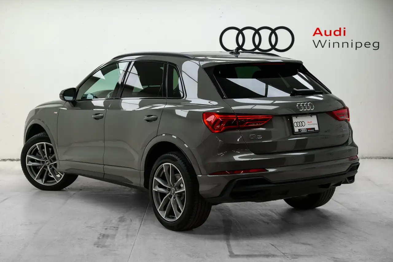 Audi Q3 - Image 6