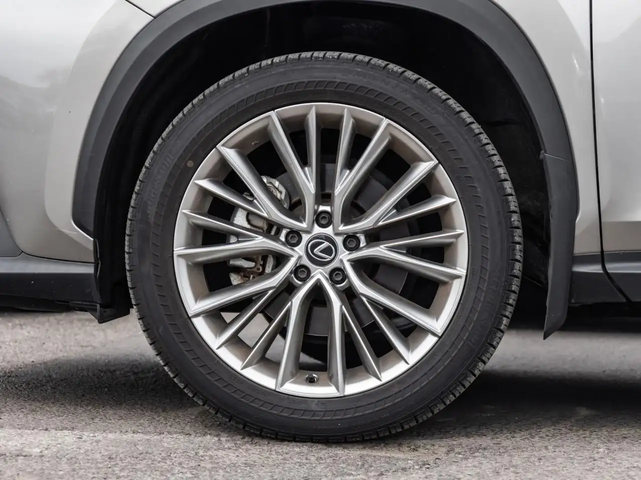 Lexus NX 350 - Image 4