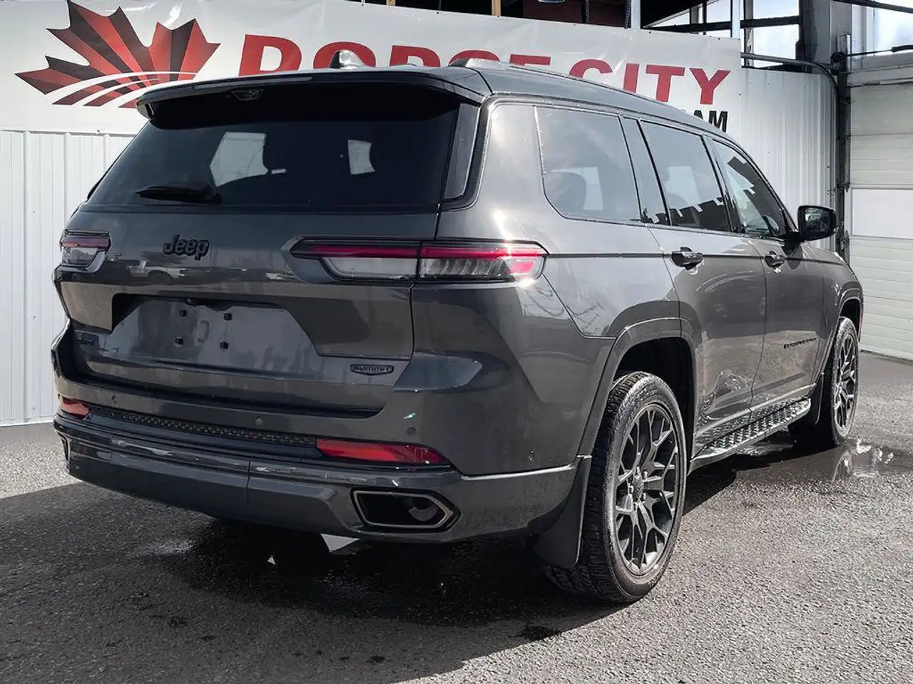 Jeep Grand Cherokee - Image 6