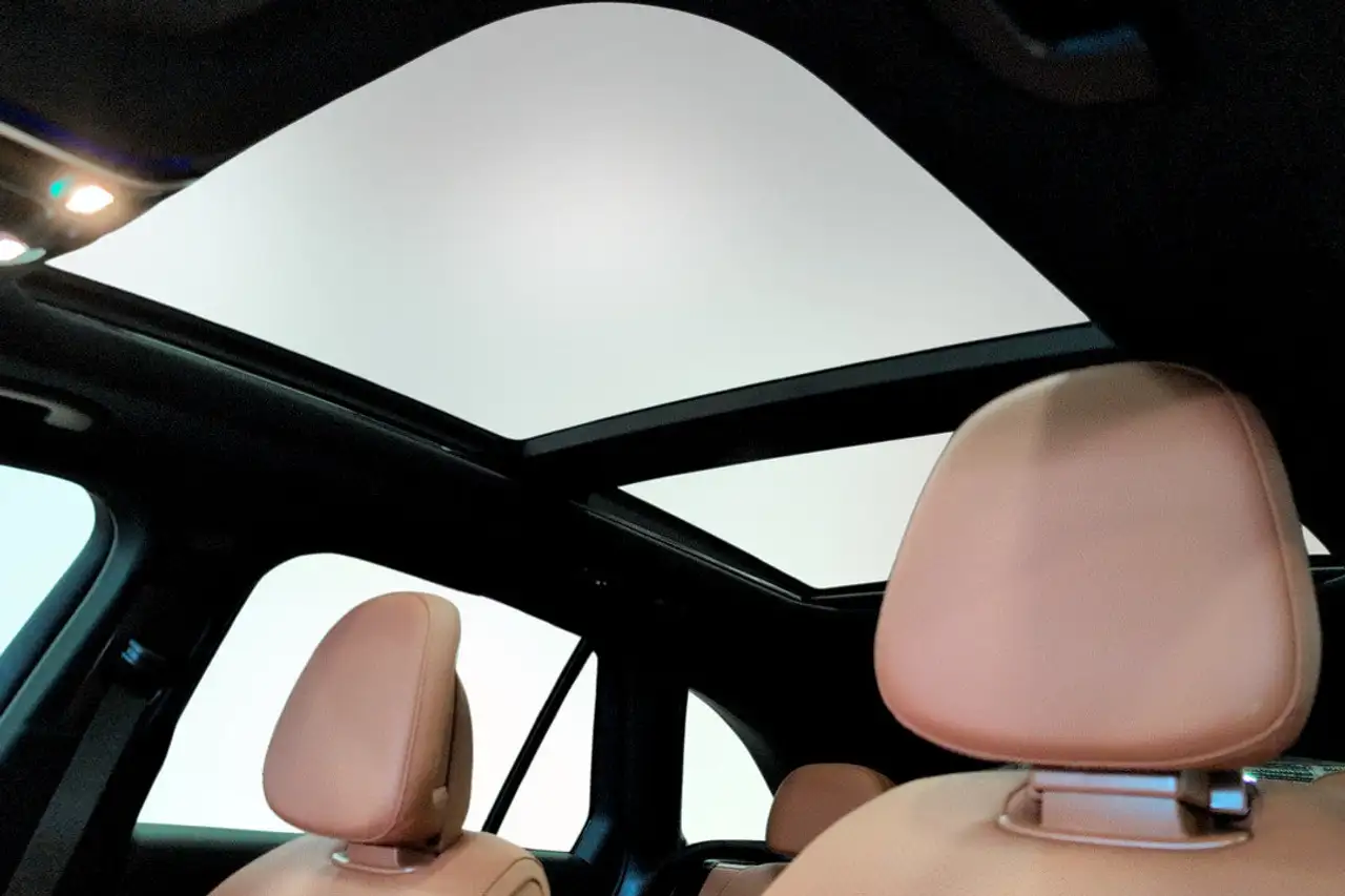 Mercedes-Benz GLC - Image 11