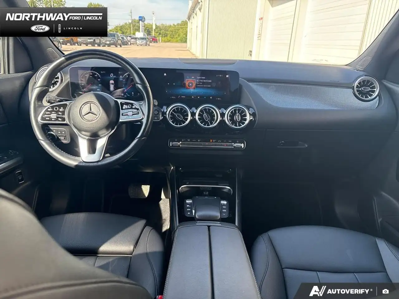 Mercedes-Benz GLA - Image 13