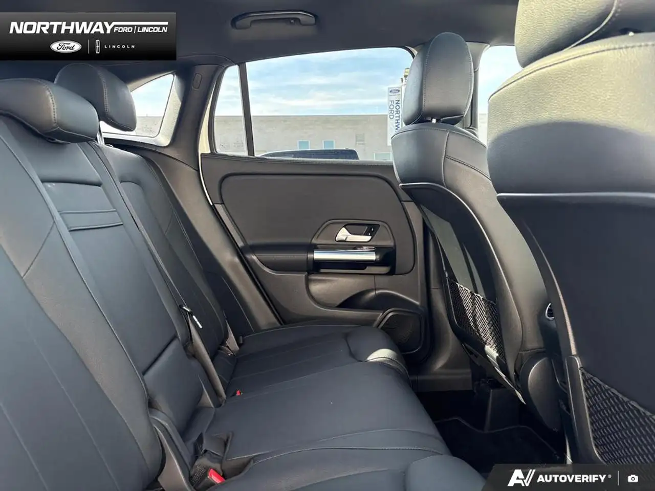 Mercedes-Benz GLA - Image 19