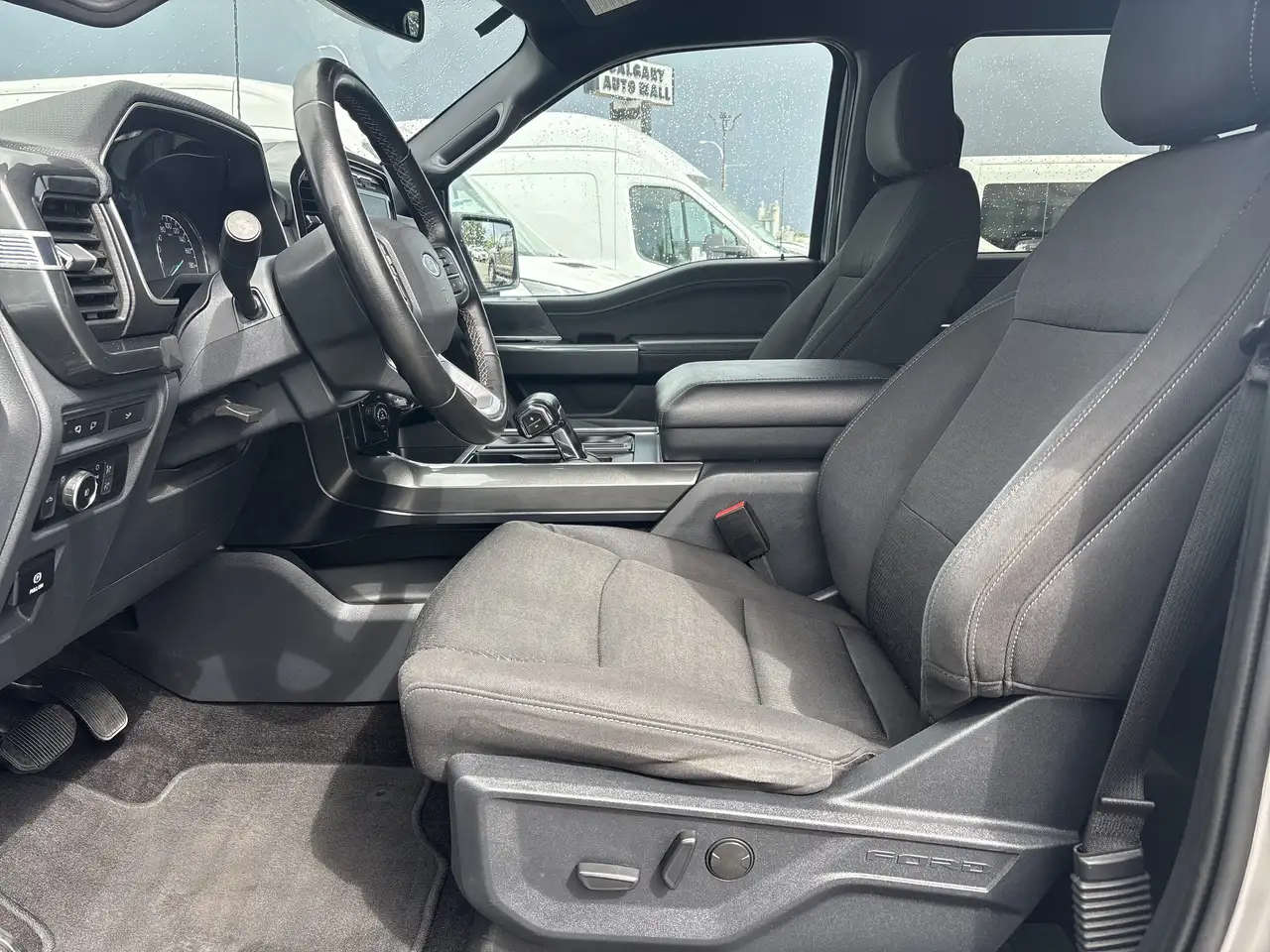 Ford F-150 - Image 17